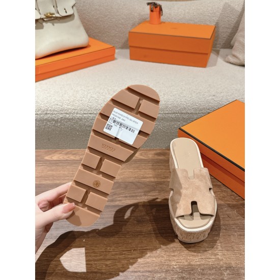 Hermes Eze 30 Sandal