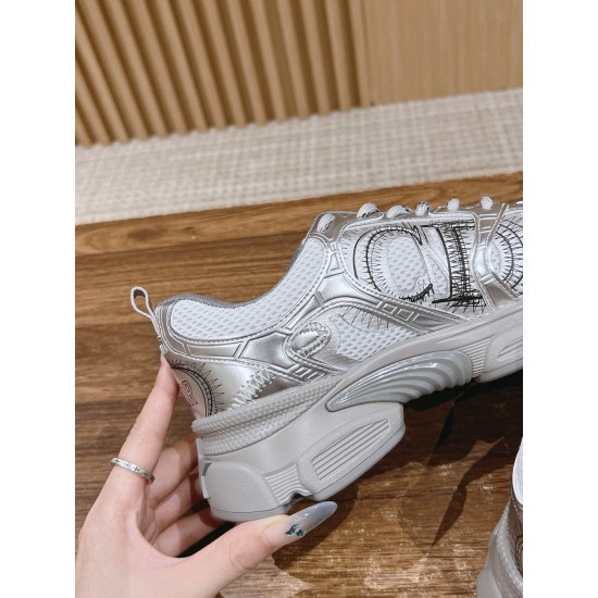 Dior Chrono Sneaker