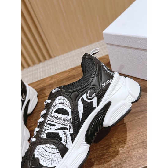 Dior Chrono Sneaker