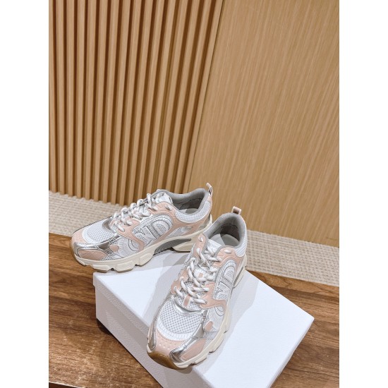 Dior Chrono Sneaker