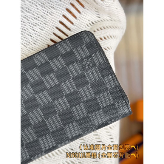 LV Mens Wallet