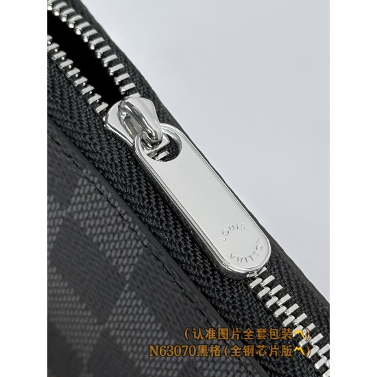 LV Mens Wallet