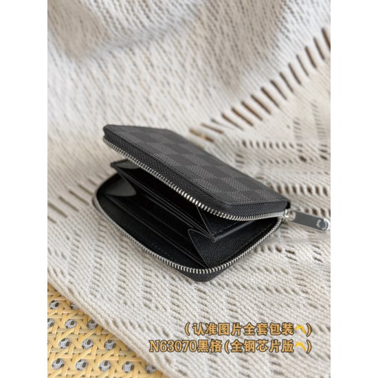 LV Mens Wallet