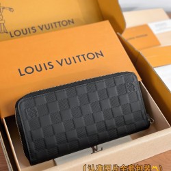 LV Mens Wallet