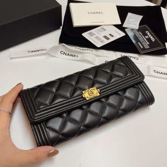 CHANEL Wallet