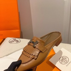 Hermes Iota mule