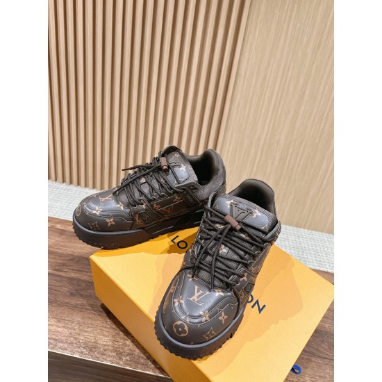 LV Trainer Maxi Sneaker