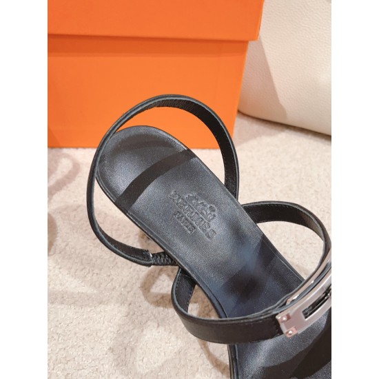 Hermes Sandals