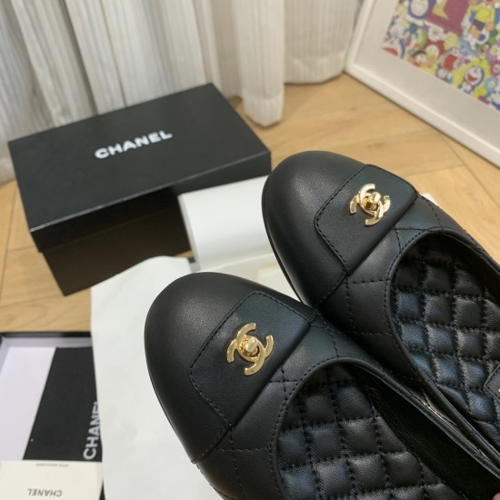 Chanel Ballerinas