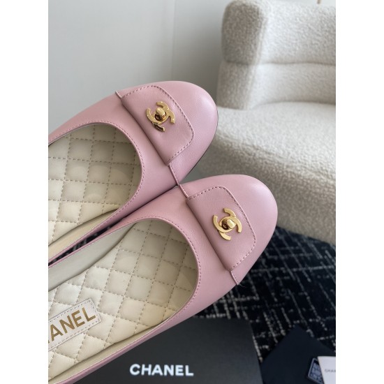 Chanel Ballerinas