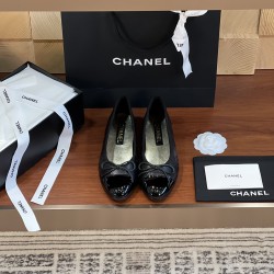 Chanel Ballerinas