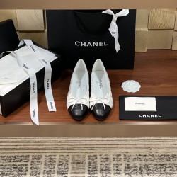 Chanel Ballerinas