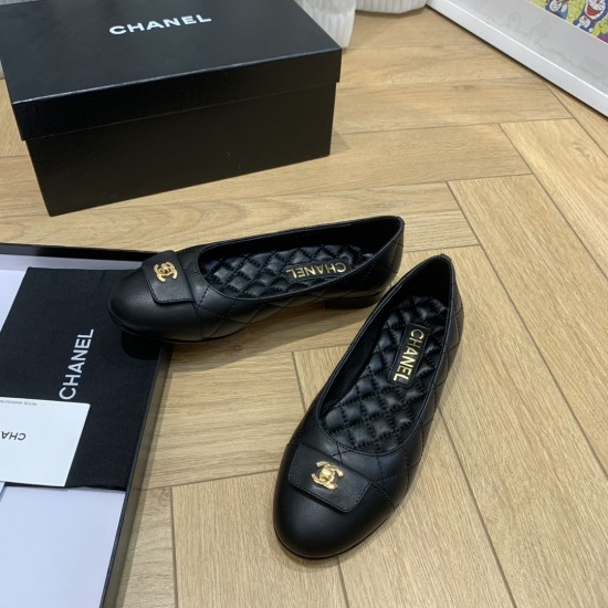 Chanel Ballerinas