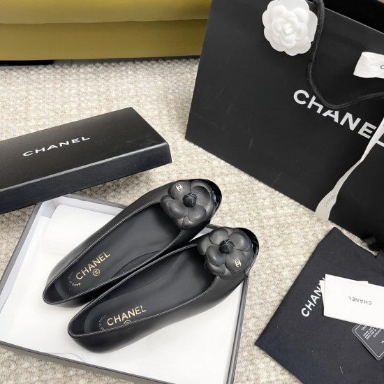 Chanel Ballerinas