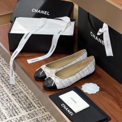 Chanel Ballerinas