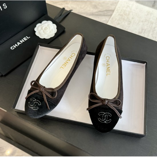 Chanel Ballerinas