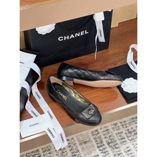 Chanel Ballerinas