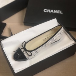 Chanel Ballerinas