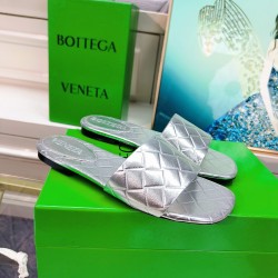 Bottega Veneta BV Flat Slippers