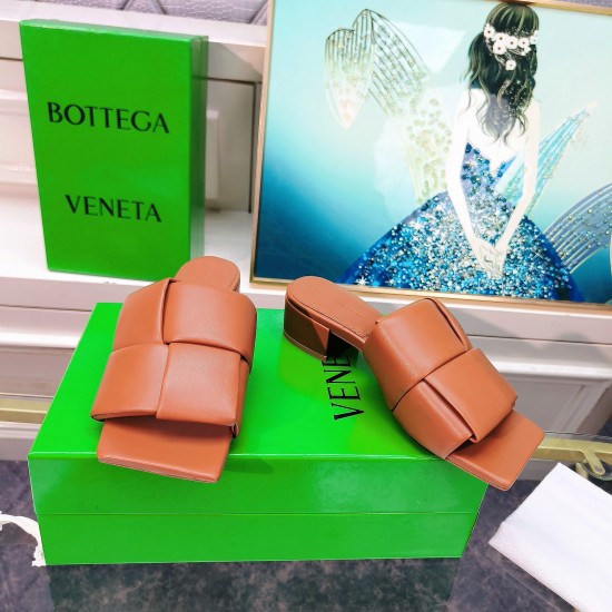 Bottega Veneta BV Flat Slippers