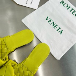 Bottega Veneta BV Flat Slippers