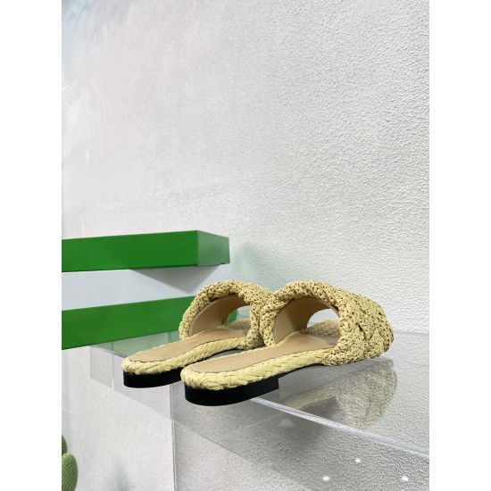 Bottega Veneta BV Flat Slippers