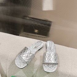 Bottega Veneta BV Flat Slippers