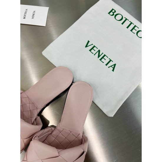 Bottega Veneta BV Flat Slippers