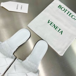 Bottega Veneta BV Flat Slippers