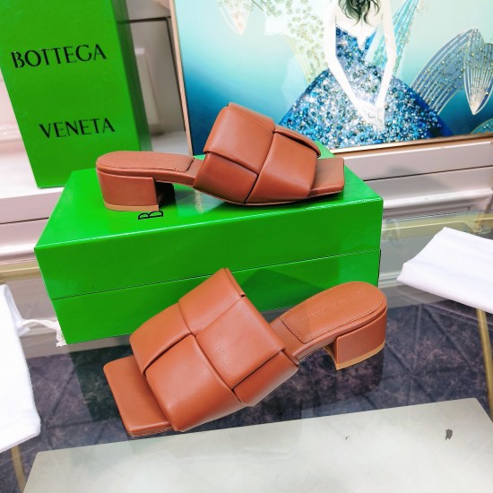 Bottega Veneta BV Flat Slippers