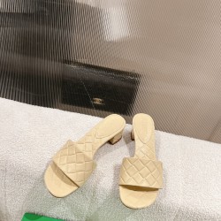 Bottega Veneta BV Flat Slippers