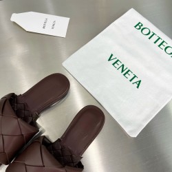 Bottega Veneta BV Flat Slippers