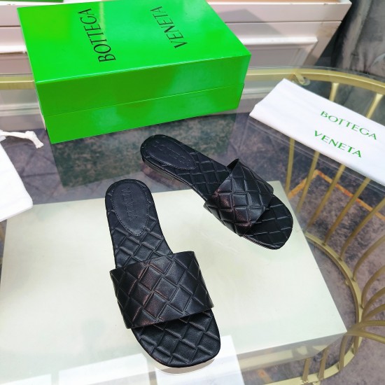 Bottega Veneta BV Flat Slippers