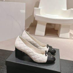 Chanel Pumps