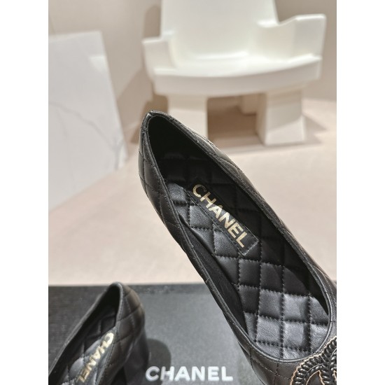 Chanel Pumps