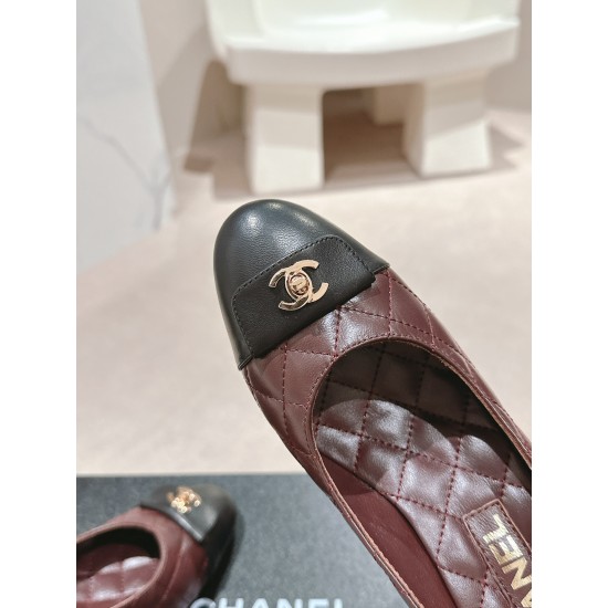 Chanel Pumps