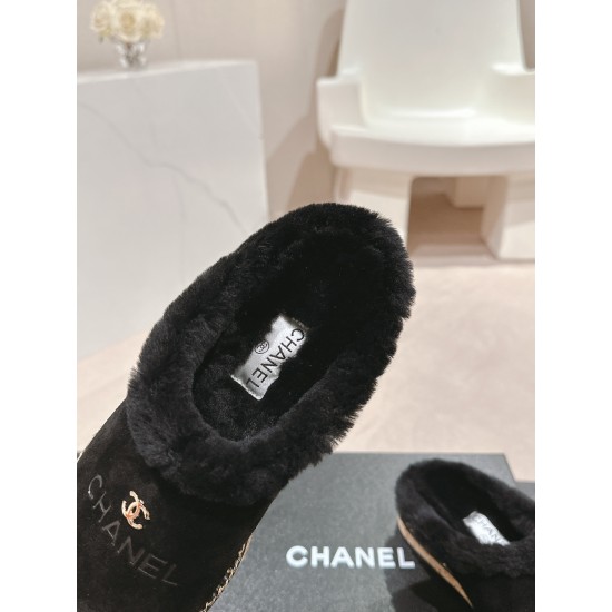 Chanel Slippers