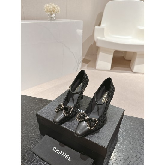 Chanel Pumps