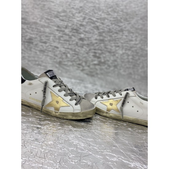 Golden Goose GGDB Sneakers