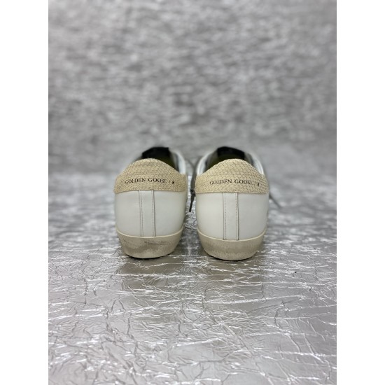 Golden Goose GGDB Sneakers