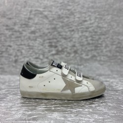 Golden Goose GGDB Sneakers