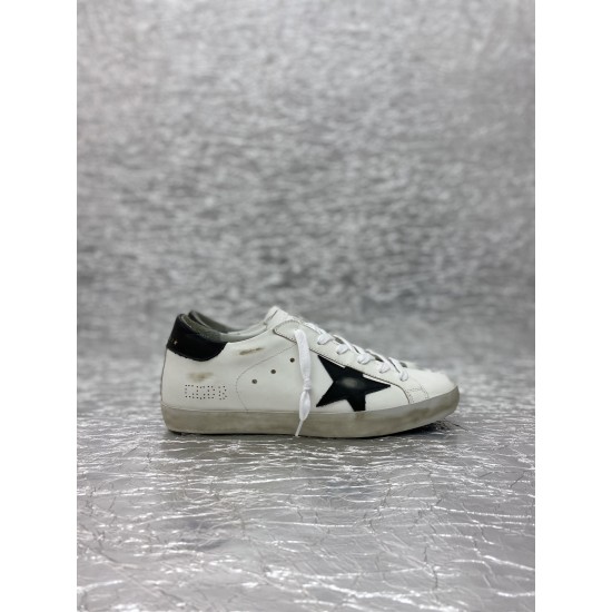 Golden Goose GGDB Sneakers