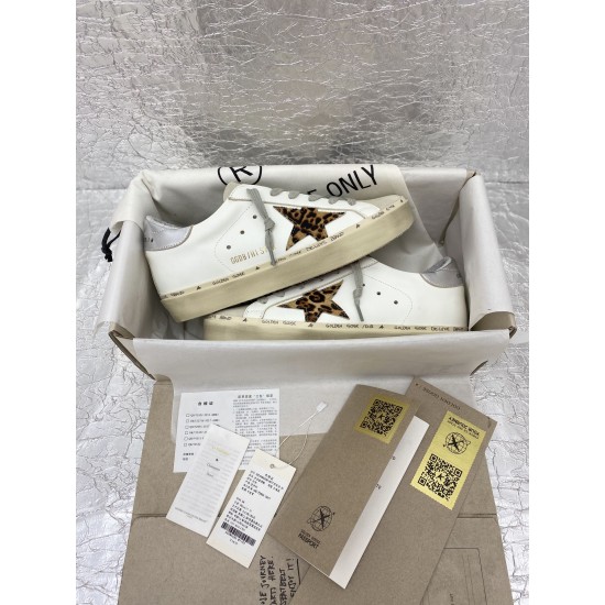 Golden Goose GGDB Sneakers