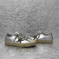 Golden Goose GGDB Sneakers