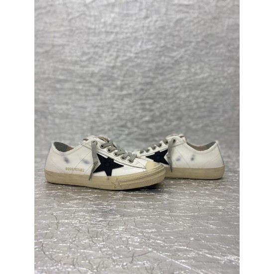 Golden Goose GGDB Sneakers