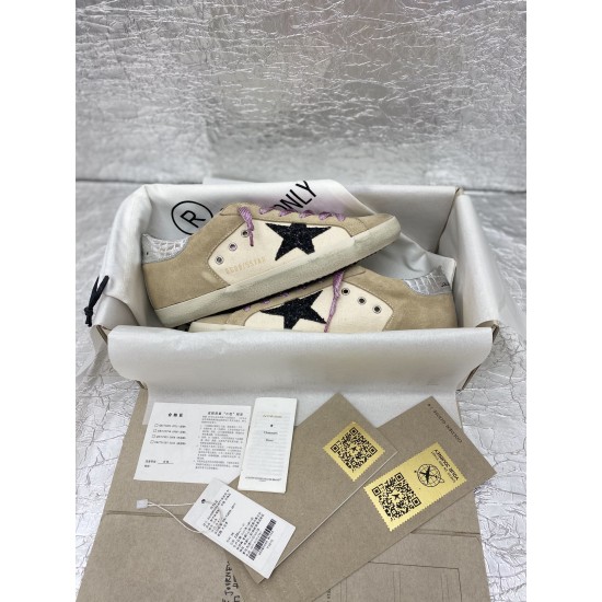 Golden Goose GGDB Sneakers