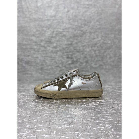 Golden Goose GGDB Sneakers