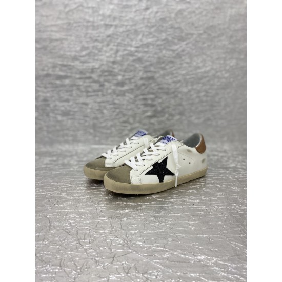 Golden Goose GGDB Sneakers