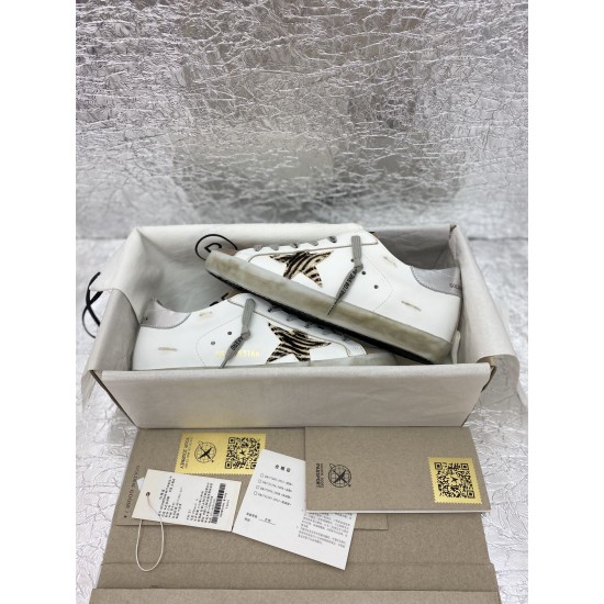 Golden Goose GGDB Sneakers