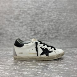 Golden Goose GGDB Sneakers